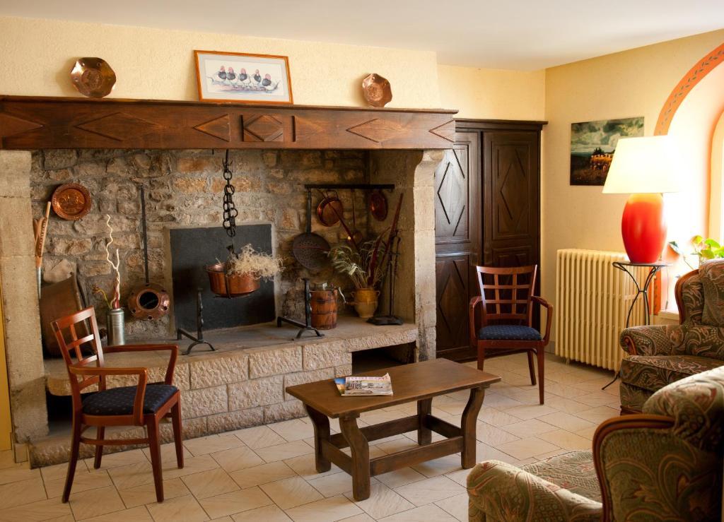 Citotel Hotel Le Commerce Sévérac-le-Château Eksteriør billede