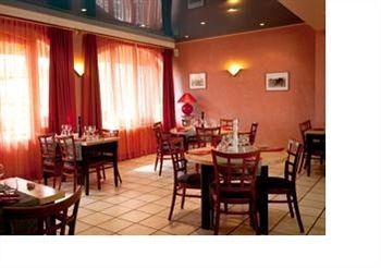 Citotel Hotel Le Commerce Sévérac-le-Château Eksteriør billede